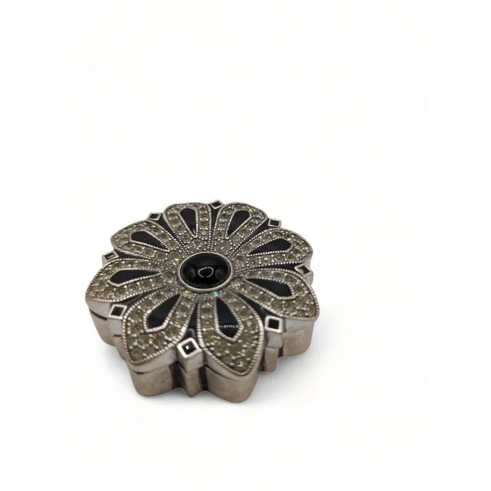 Vintage Rhinestone And Marcasite Flower Brooch Pin Convèrts Lid To Trinket Box